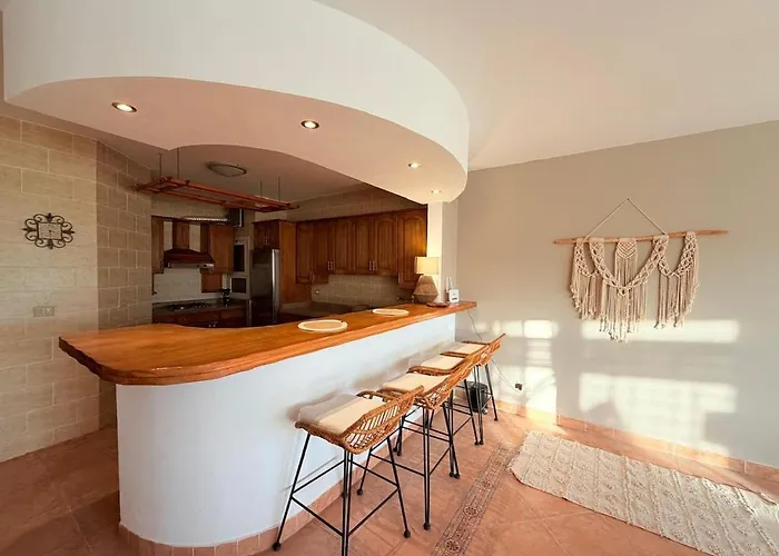 Apartment Boho 3br Duplex With Garden & Modern Interior *