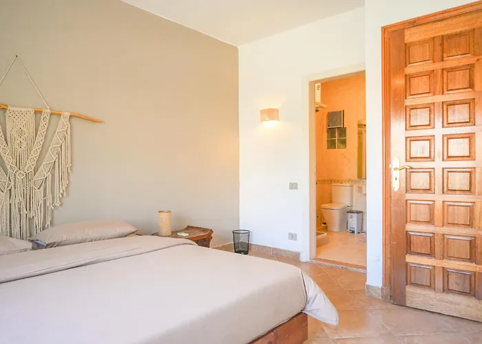 Boho 3br Duplex With Garden & Modern Interior *
